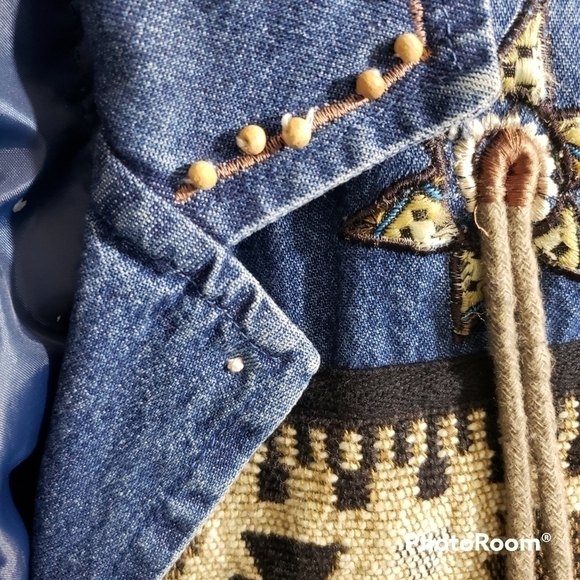 Vintage 220 Hickory Western Embroidered Beaded Denim Jacket Size S - Picture 3 of 7